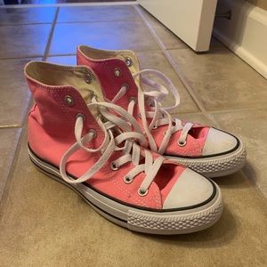 pink converse